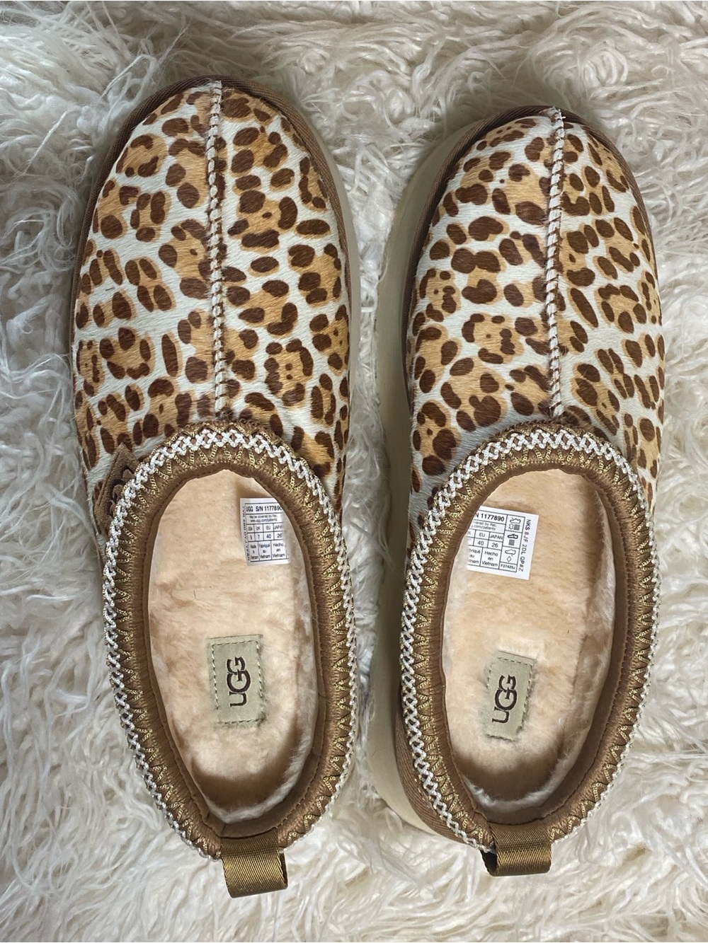 🐆 NWT 🐆 UGG Tazz Plains Leopard Print Slippers, Size 9 - Picture 7 of 13